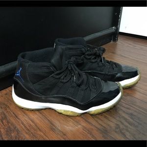 2009 jordan 11 space jam size 9.5